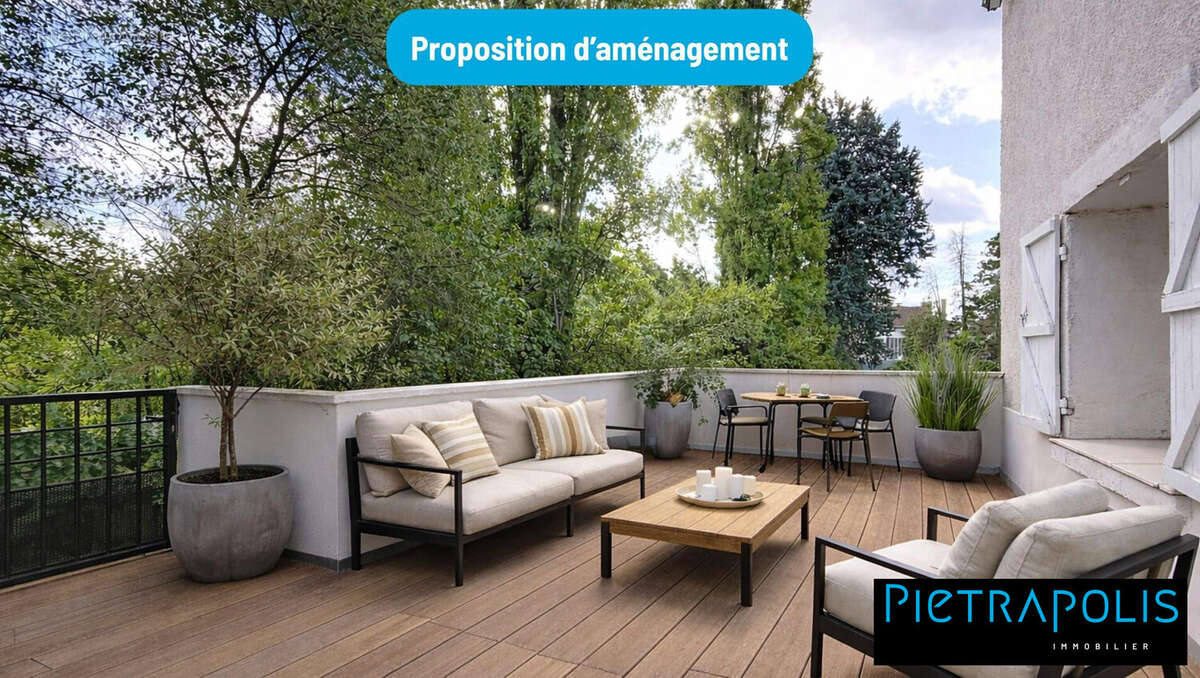 Appartement à CHARBONNIERES-LES-BAINS