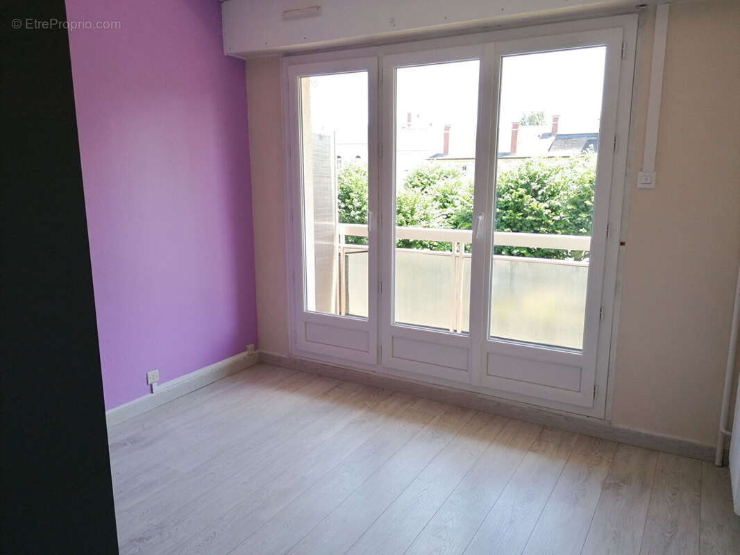 Appartement  bourges quartier gare - t3- 69 m² - photo 5