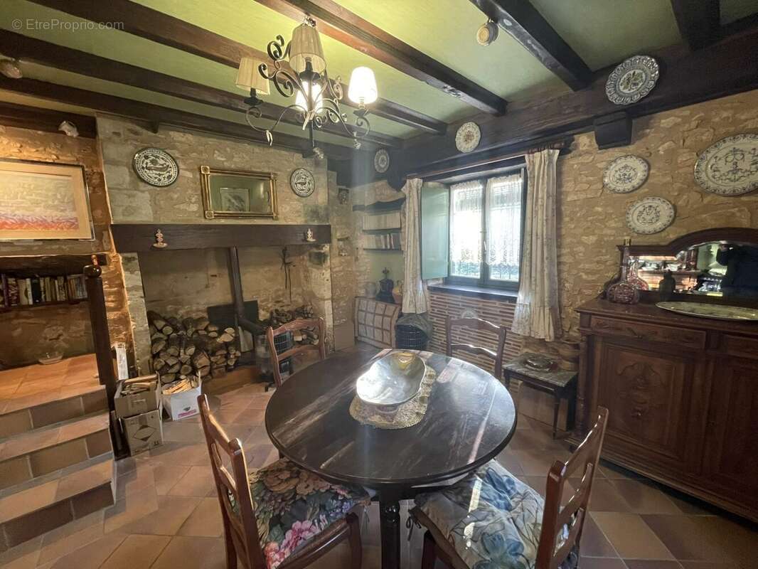Maison 156 m² à La Boissiere-D'ans  - photo 4