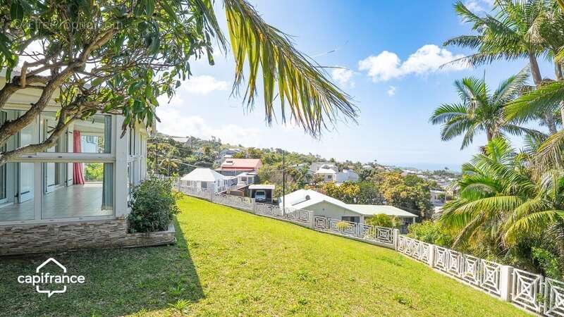 Maison à PETITE-ILE