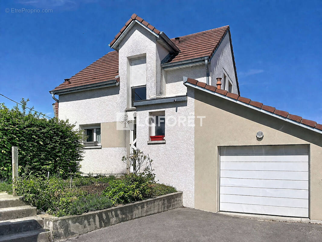 Maison à CHEMAUDIN