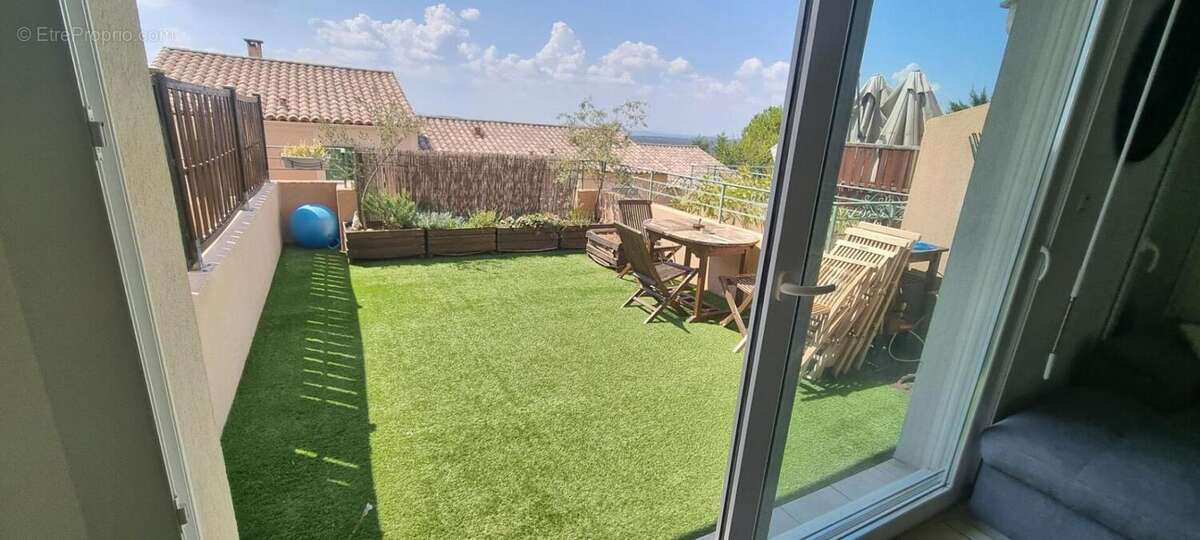 Maison mitoyenne 3P, terrasse, parking et Garage  dans Résidence sécurisée - photo 6
