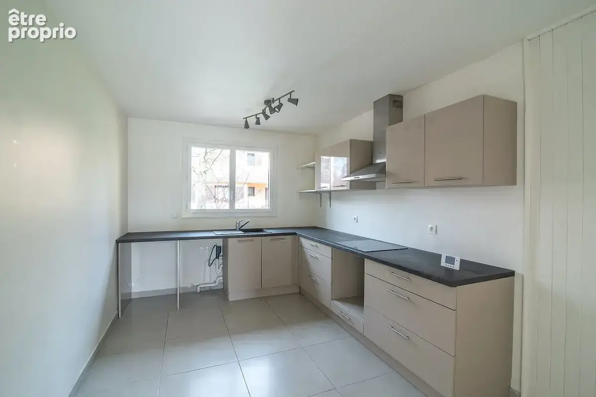 Maison 6 pièces 122 m² à vendre à Montesson (78360) - photo 2