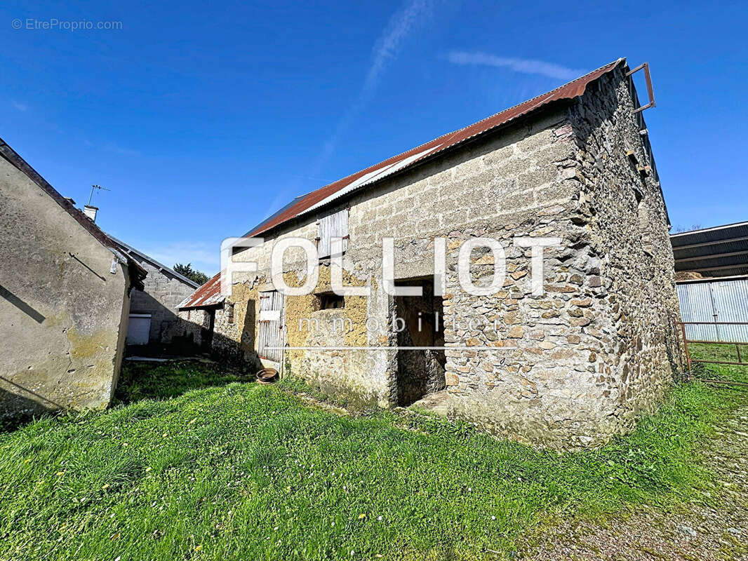 Maison à GOUVILLE-SUR-MER