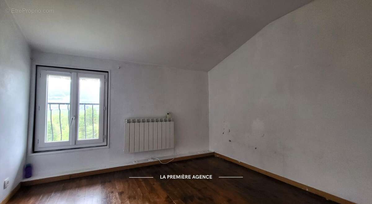 Maison à PONTCHARRA-SUR-TURDINE