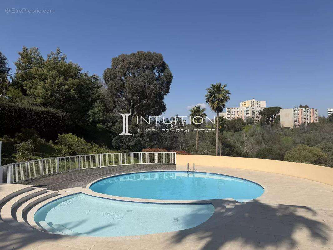Cannes - Croix des Gardes : Superbe duplex avec vaste terrasse - photo 27
