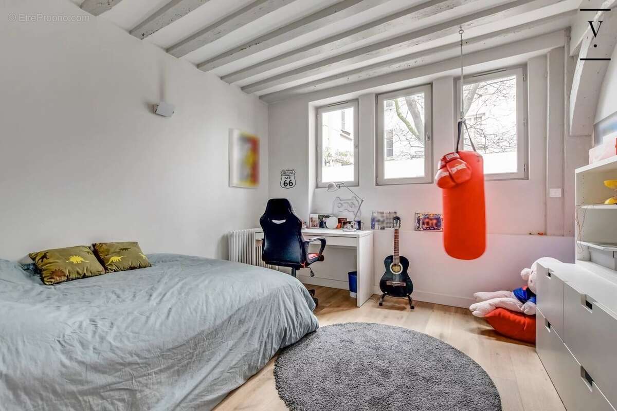 Appartement à PARIS-11E
