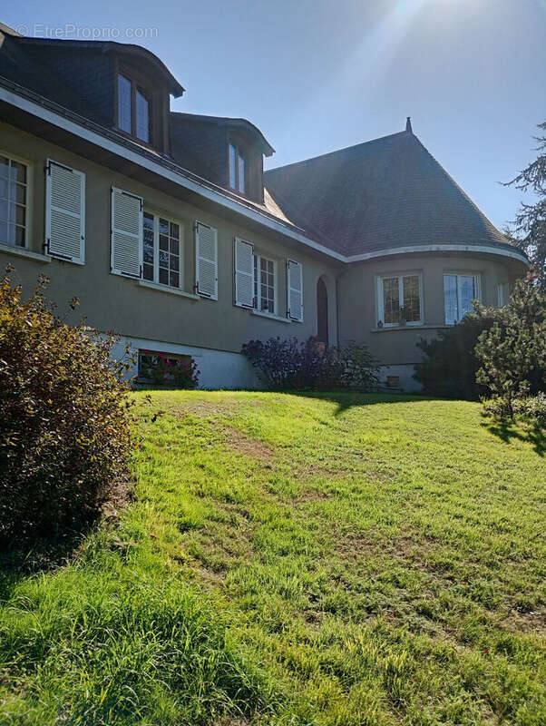 Maison à MOZE-SUR-LOUET