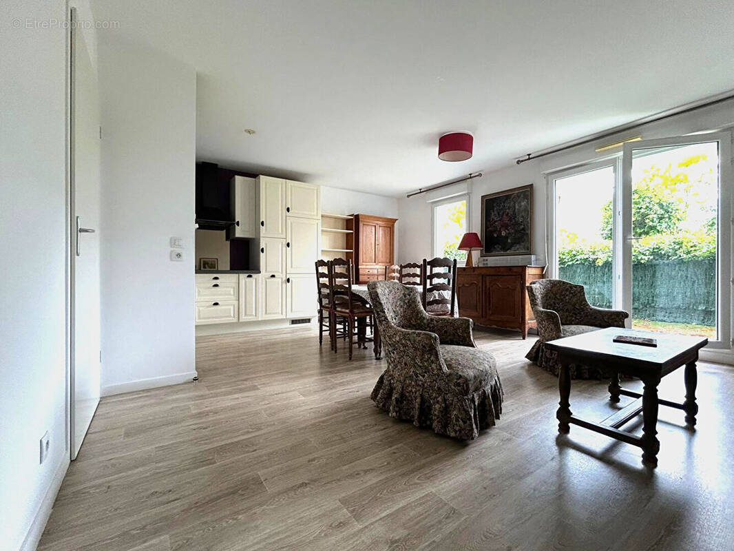 Appartement à CESSON