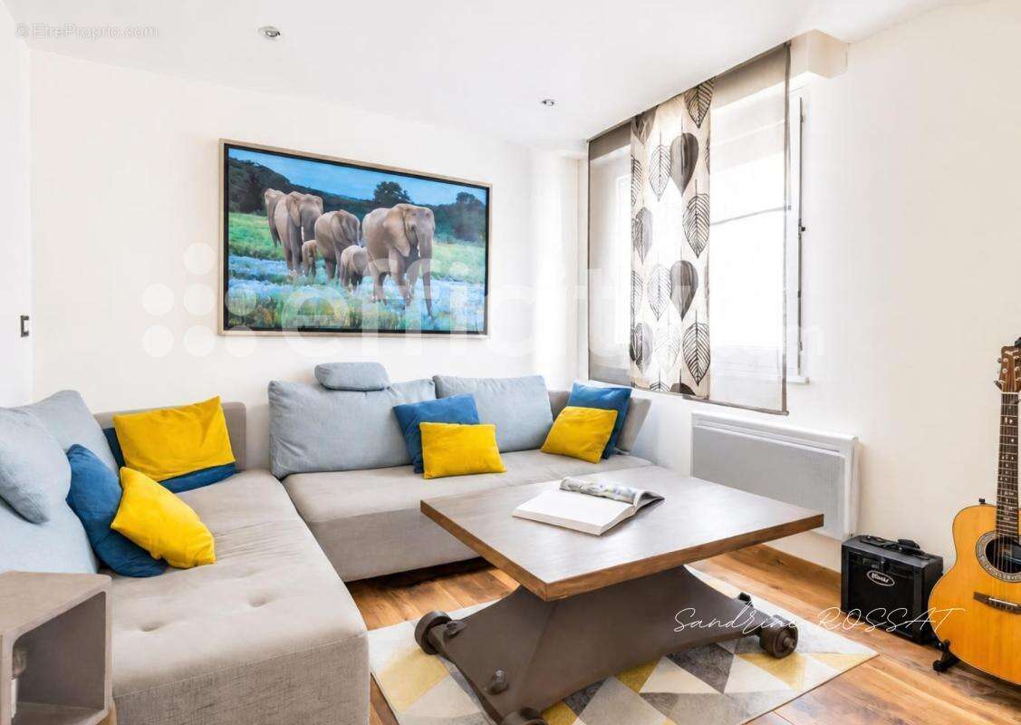 Appartement à LYON-1E
