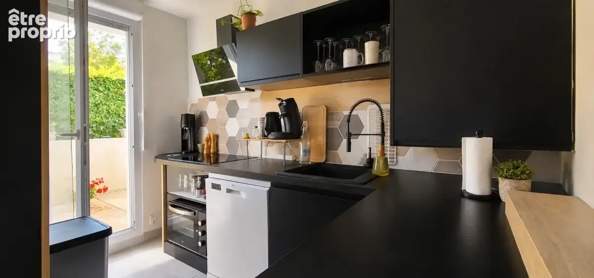 Appartement T3 60 m2 + 30m2 terrasse + parking DOUBLE - photo 1