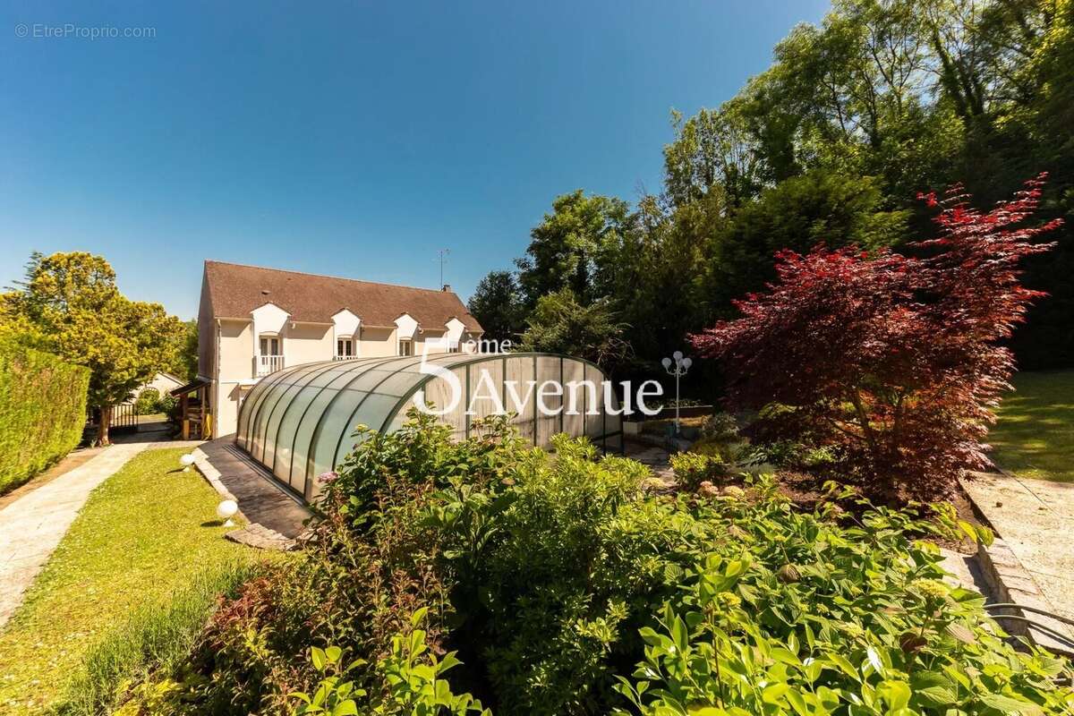 Maison à LAGNY-SUR-MARNE