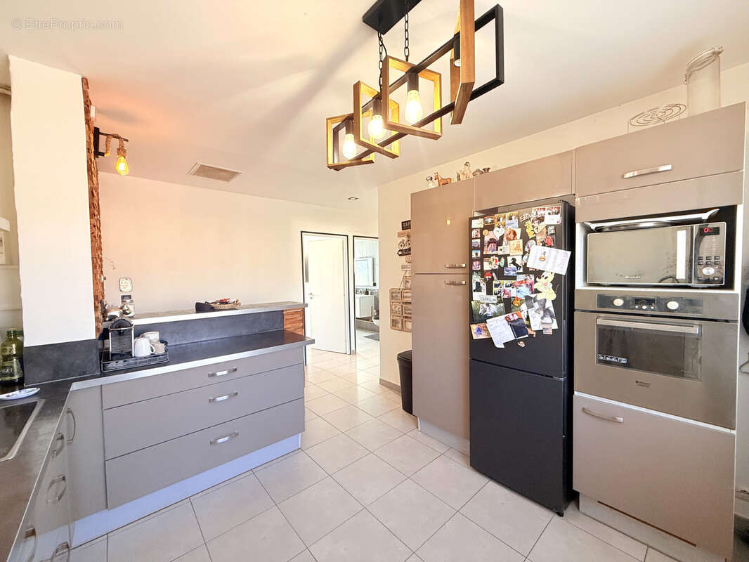 Appartement à LA VALETTE-DU-VAR