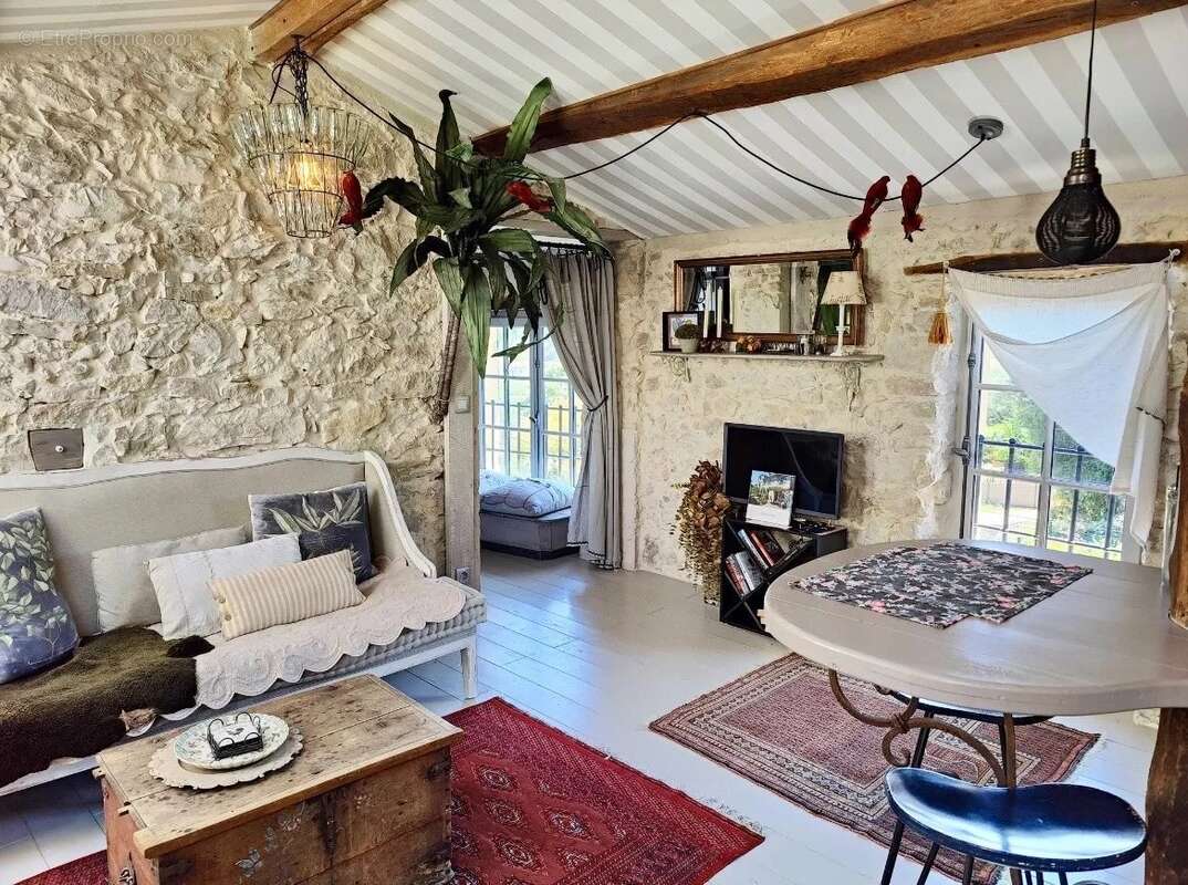 Magnifique Mas plein de charme à vendre à Roquefort-les-Pins / Côte d'Azur, - photo 8