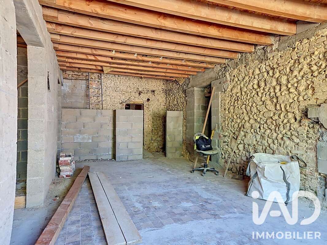 Maison 224 m² à Champignelles  - photo 7