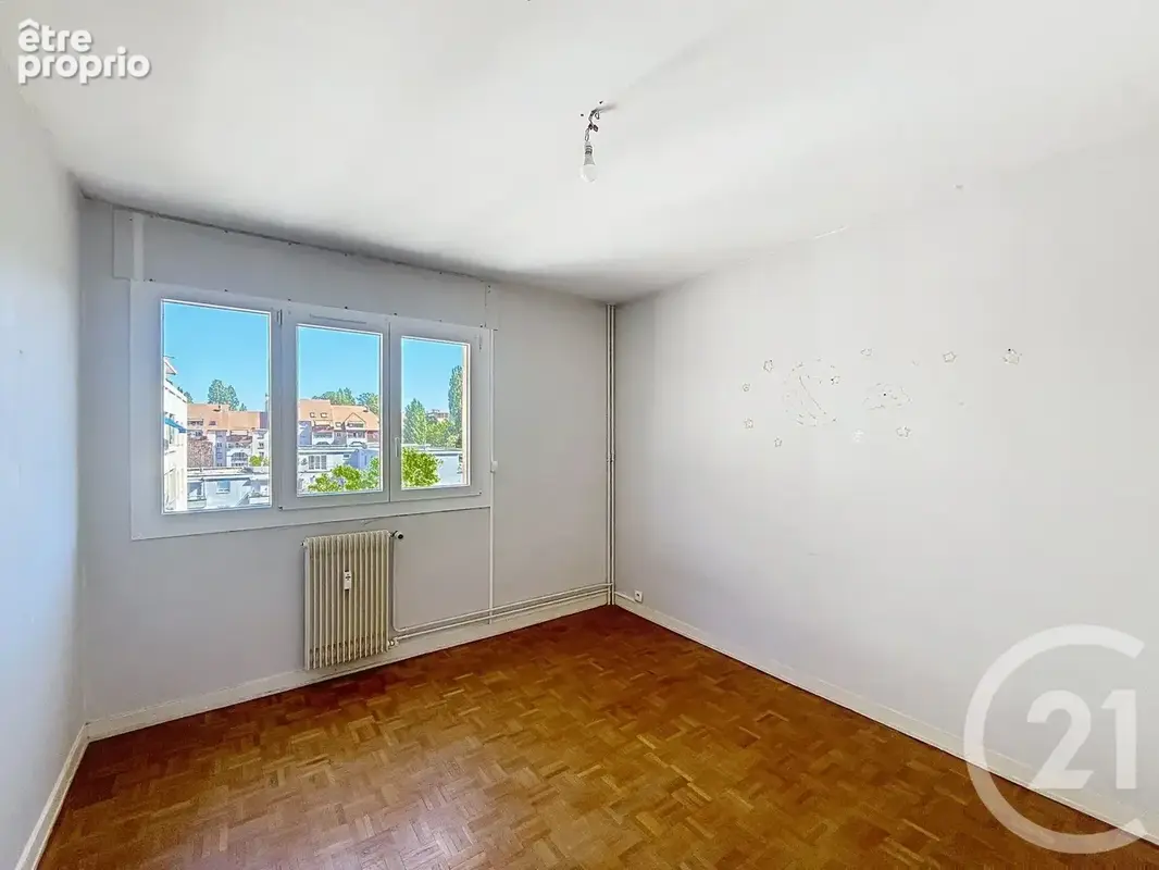 Appartement 4 pièces 82 m² à vendre à Dijon (21000) - photo 5