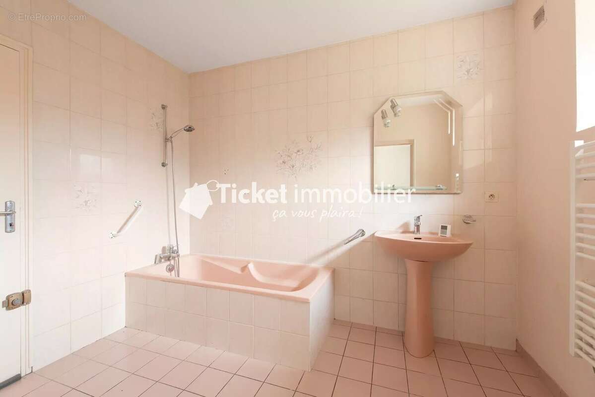 Maison à SAINT-PAUL-SUR-SAVE