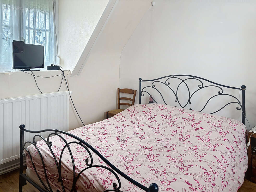 Maison à SAINT-CLEMENT-RANCOUDRAY