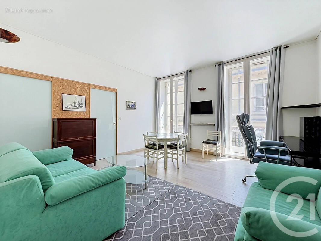 Appartement à BORDEAUX