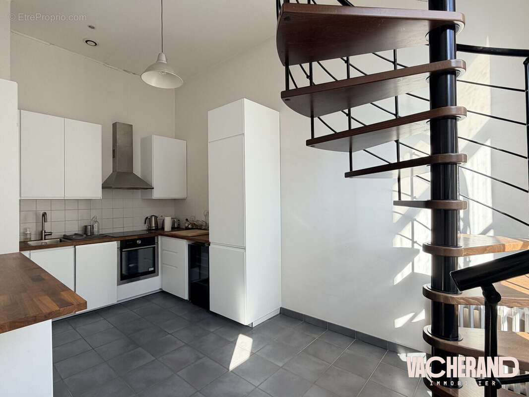 Appartement 77 m² à Lille  - photo 3