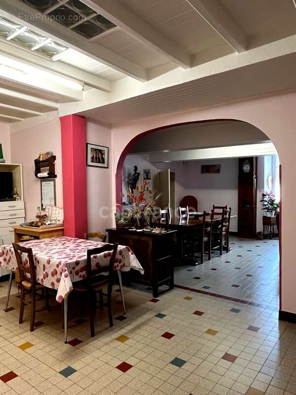 A vendre et rénover : Ancien corps de ferme 9 pièces, 6 chambres, au coeur d'un village proche de MAUVEZIN (32) - photo 12