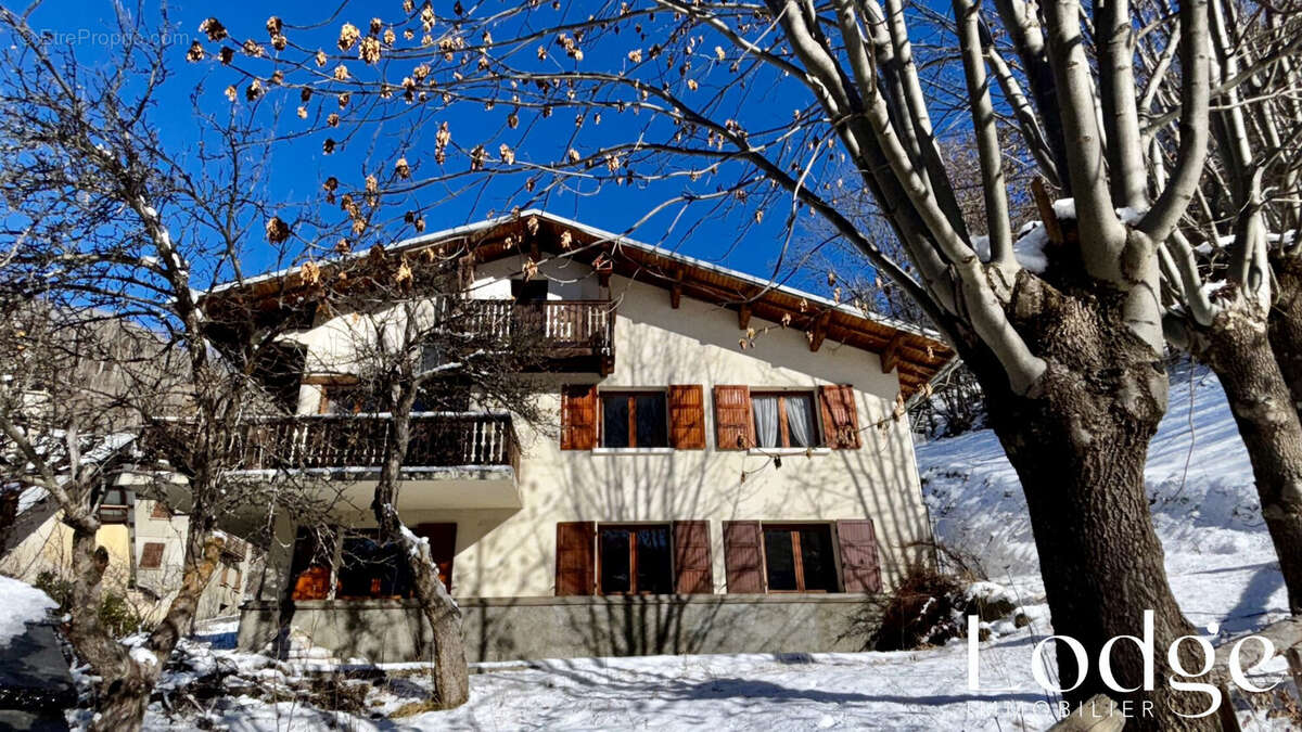 Appartement à SAINT-CHAFFREY
