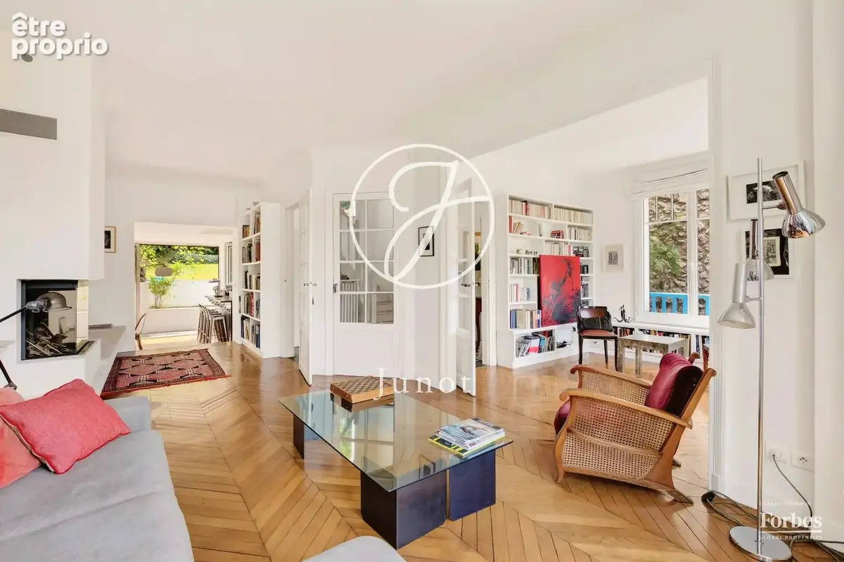 Ville-d'Avray - CÔTE D'ARGENT - Maison de 171 m² - Terrain de 370 m² - photo 3