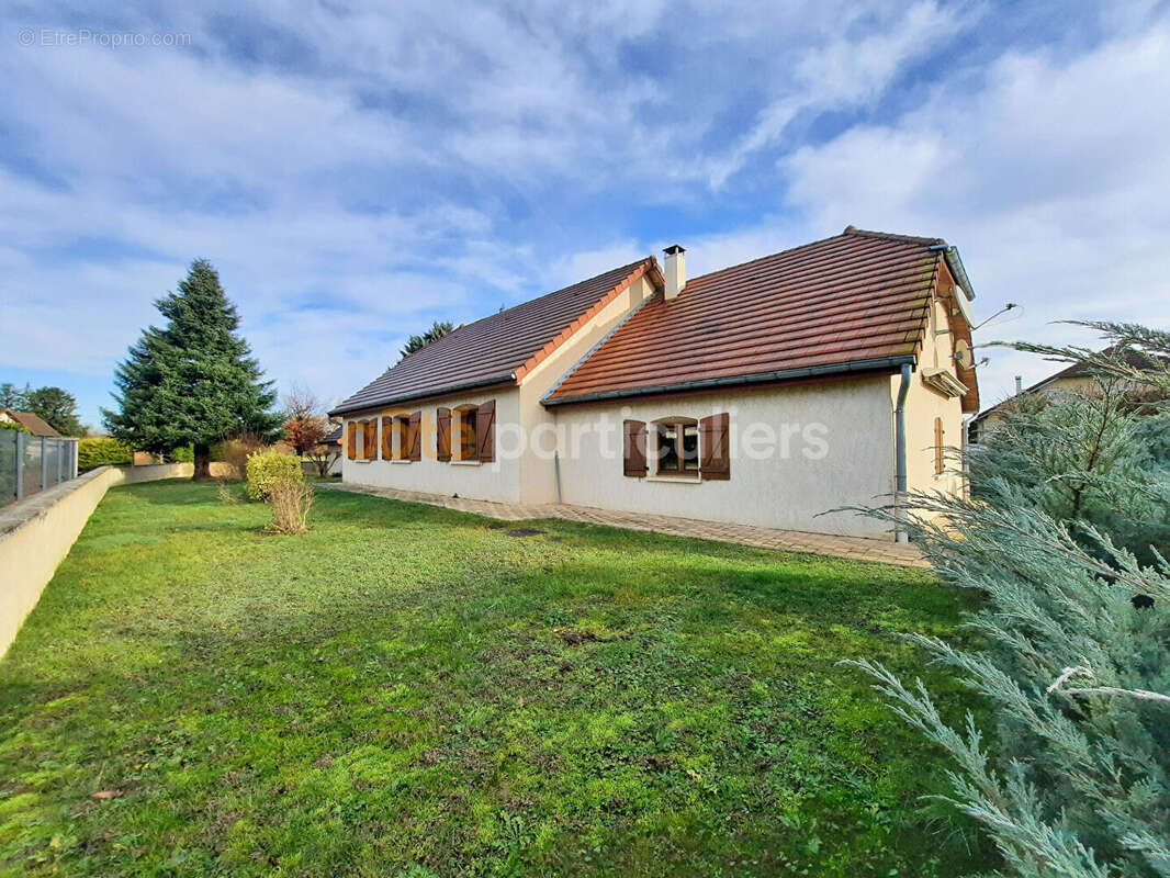 Maison à PETIT-NOIR