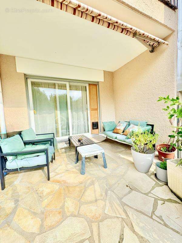 Appartement à VENCE