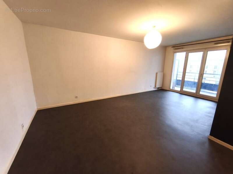 Beauvais centre-ville – appartement t3 avec terrasse, ascenseur et parking privatif - photo 2
