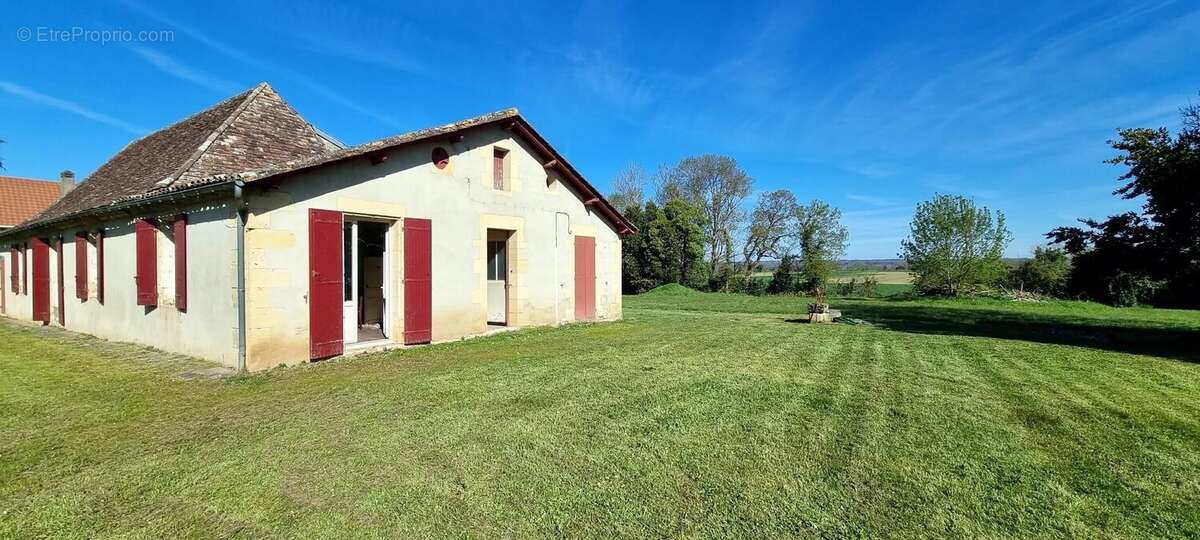 Maison à LAMONZIE-SAINT-MARTIN