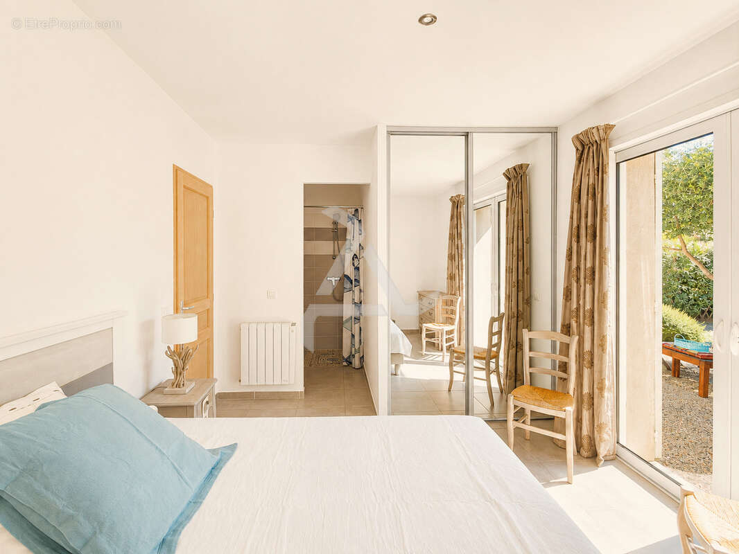 10’ porto-vecchio dans impasse résidentielle, villa t5 113m2 « première main » de 2014 - photo 13