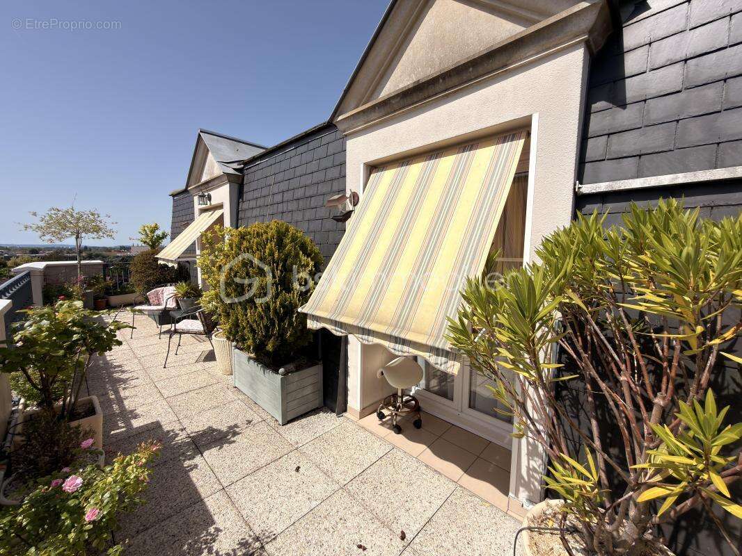 Appartement à LIVRY-GARGAN