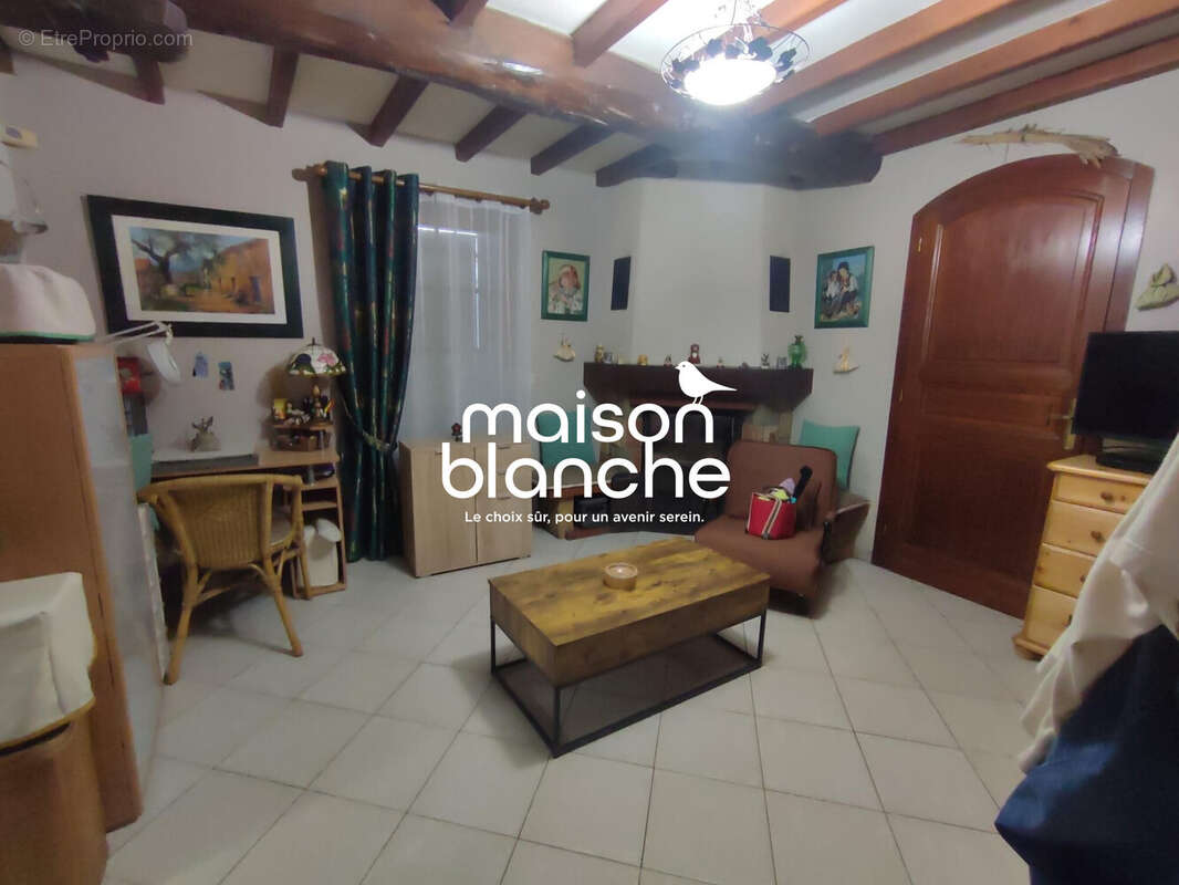 Maison 123 m² à Saint-Denis-De-Pile  - photo 3