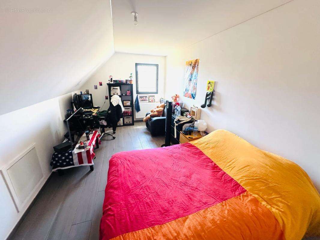 Maison de 5 pièces de 125 m² à Sainte-Foy - photo 8