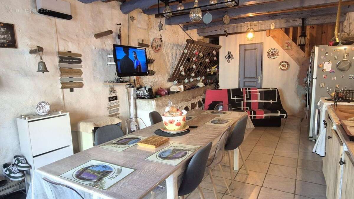 Maison 92 m² à Rieussec  - photo 4
