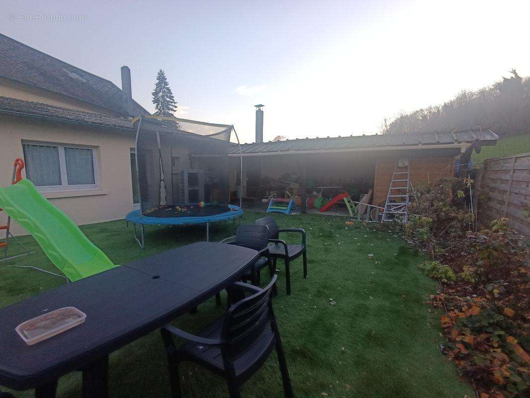 Maison 233 m² à Liercourt  - photo 4