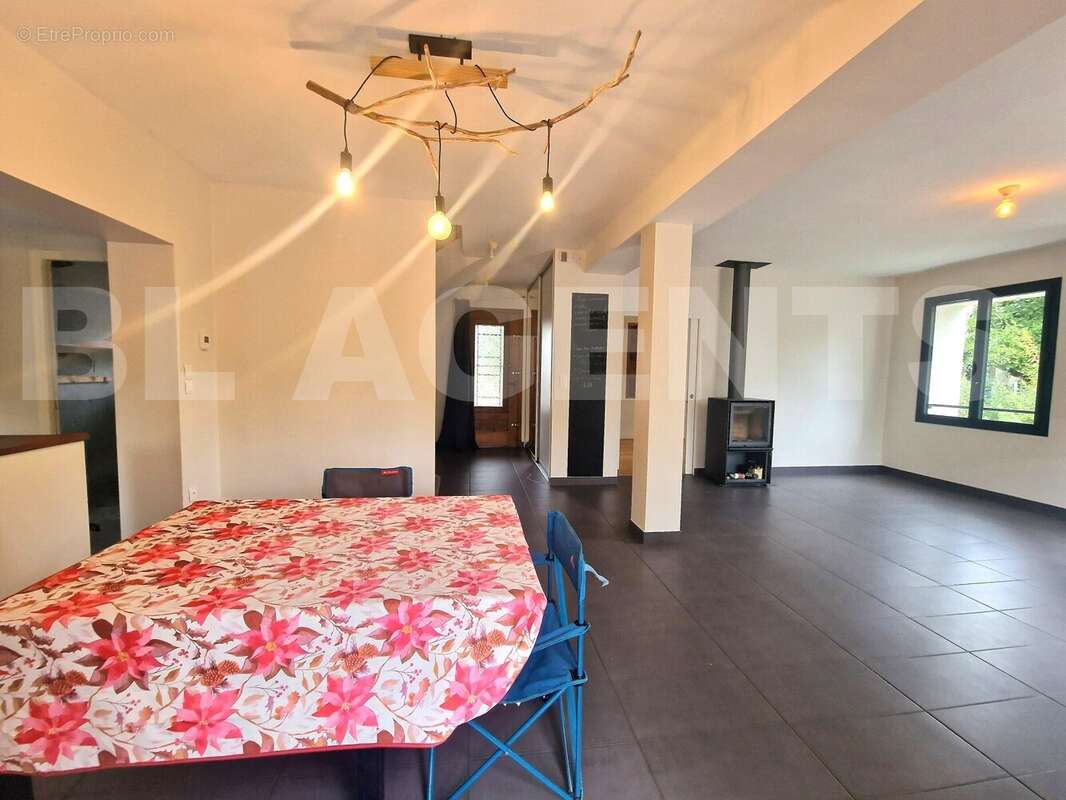 20250920_123138 - Maison à CASTELSARRASIN