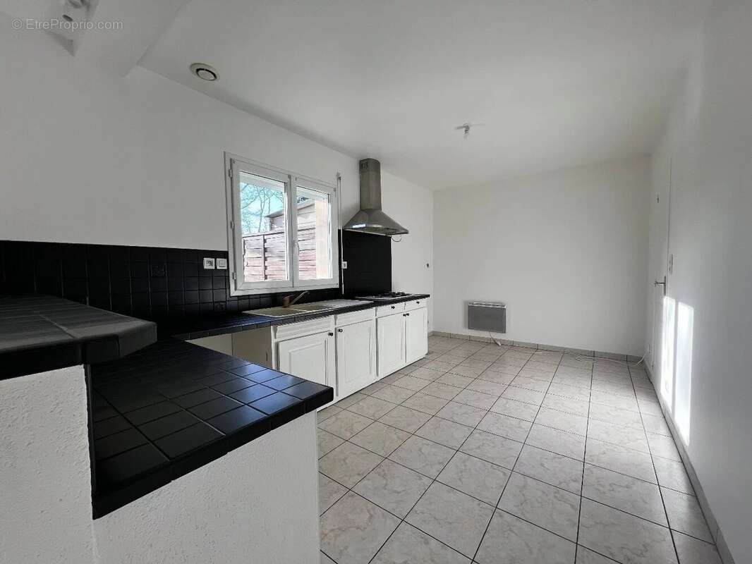 Maison à SAINT-AUBIN-DES-CHATEAUX