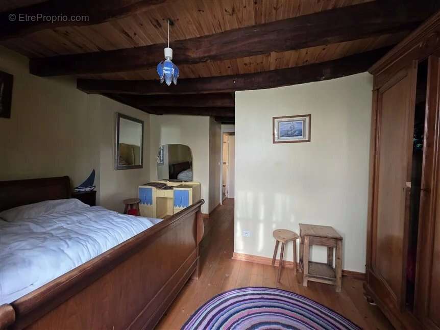 Maison à DOMPIERRE-LES-EGLISES