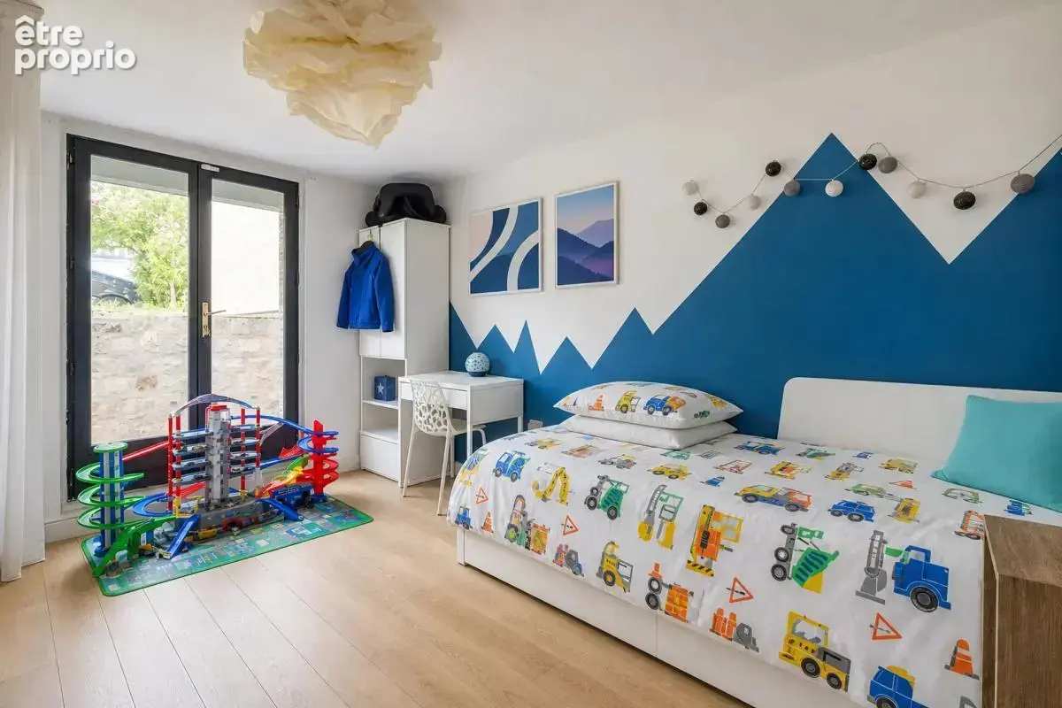 Maison de 13 pièces de 325 m² à Athis-Mons - photo 13