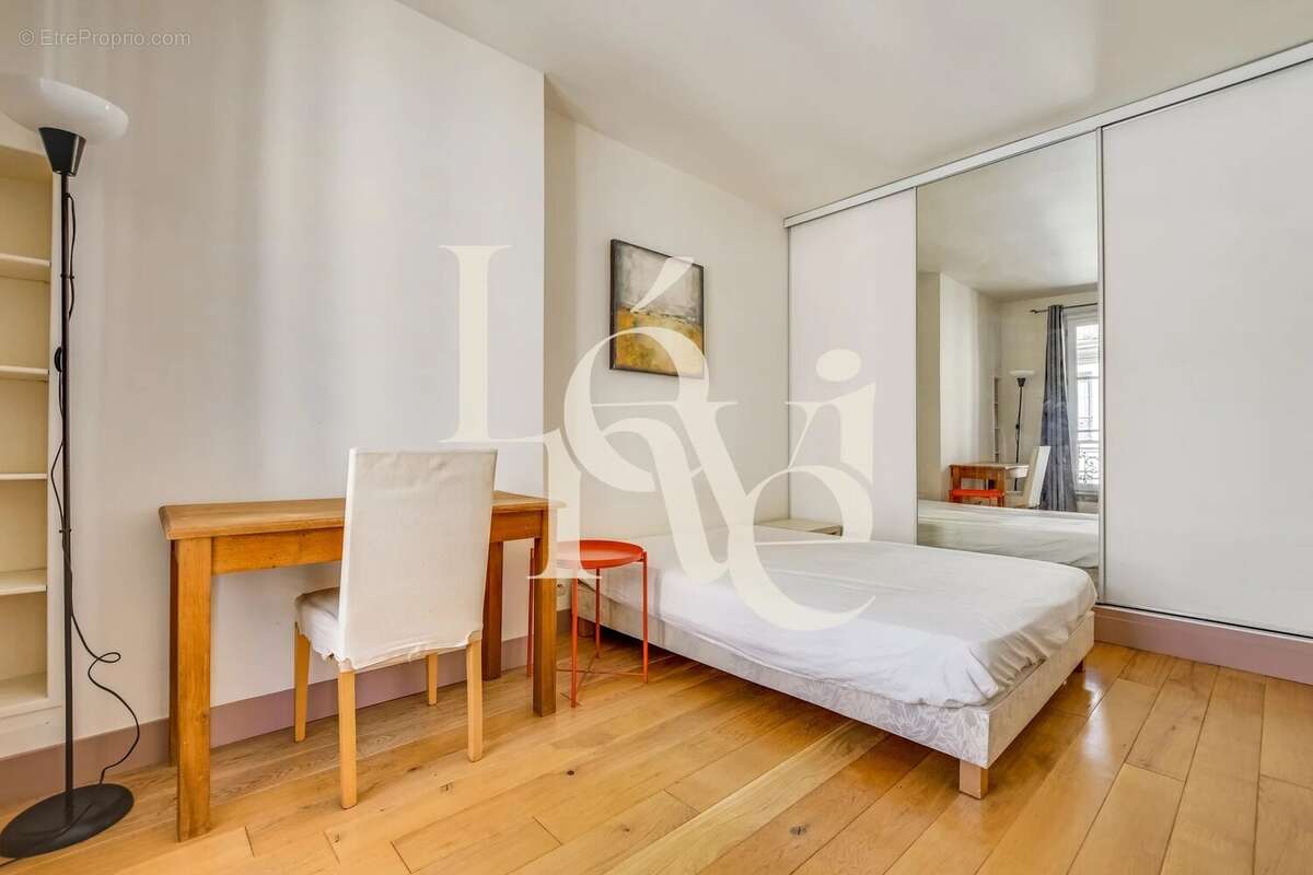 Appartement à PARIS-5E