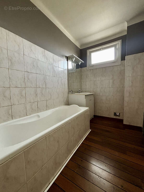 Maison composée de deux logements avec jardin - photo 10