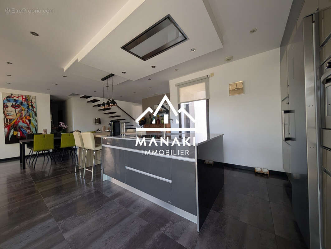 Cuisine américaine - Maison à PERPIGNAN