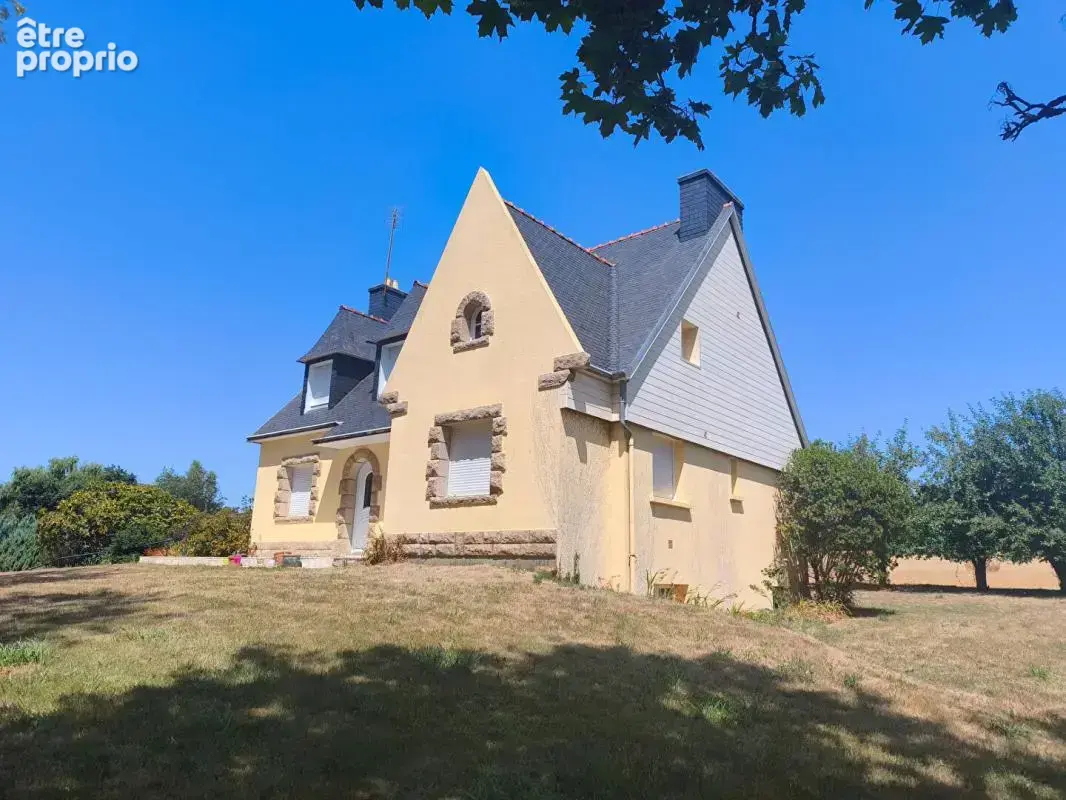 29520 Châteauneuf du Faou maison 5 chambres sur 2700 m² de terrain au calme - photo 4