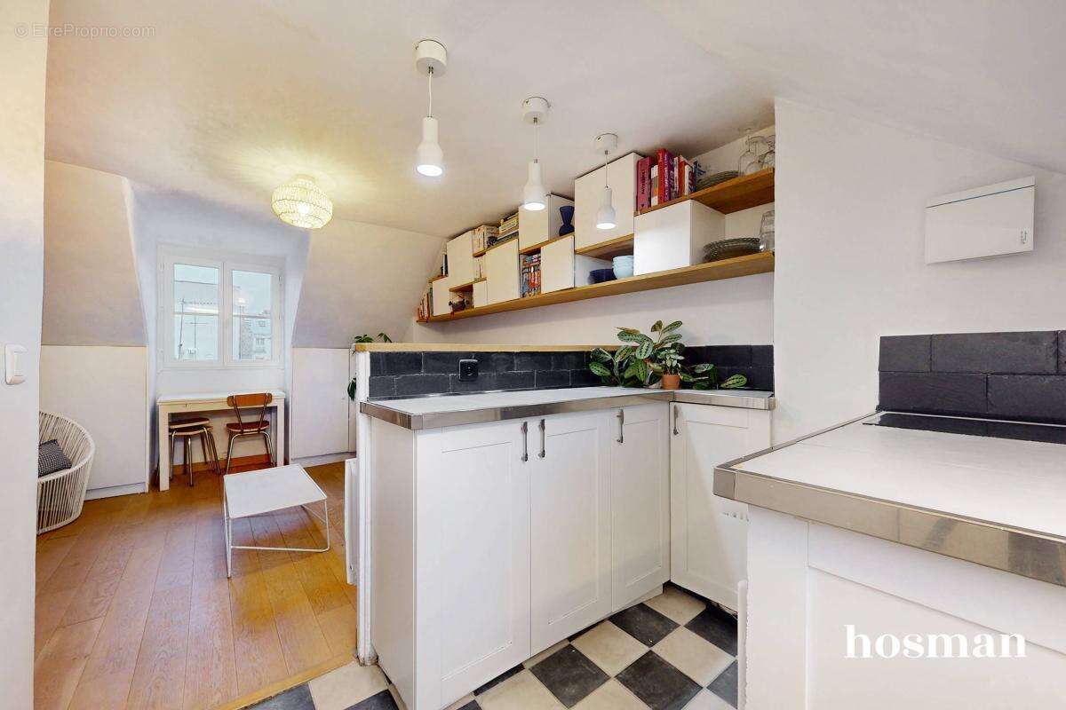 Appartement à PARIS-10E