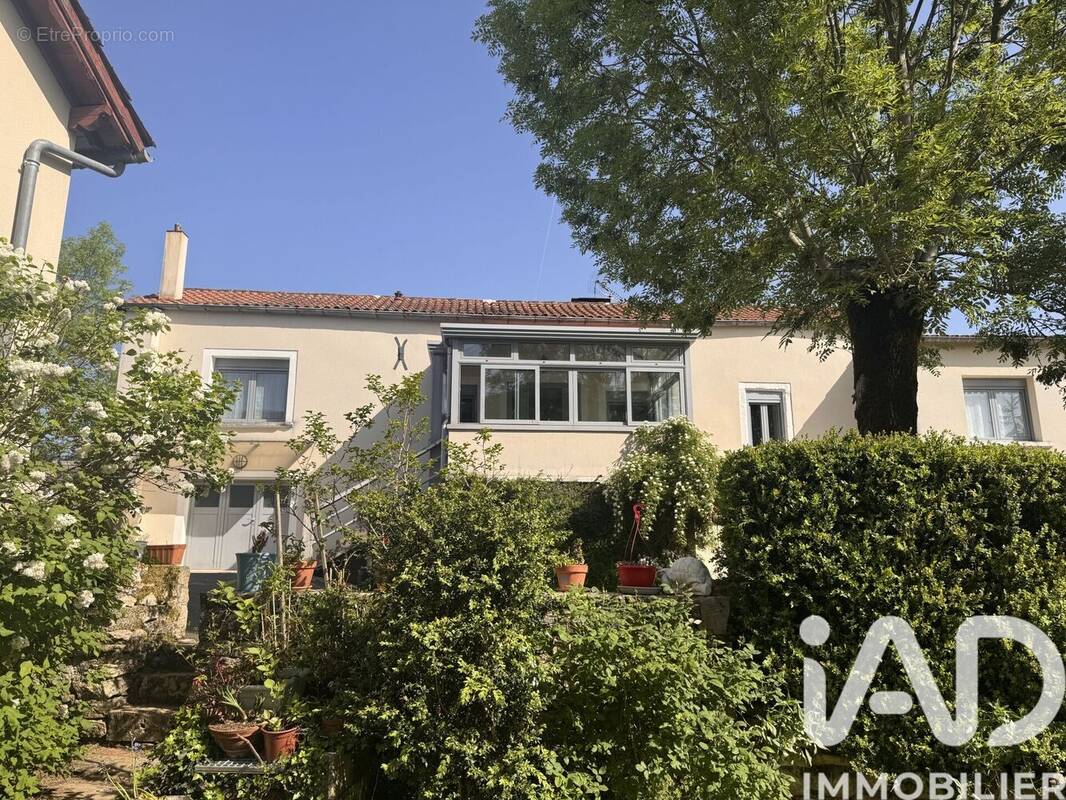 Photo 1 - Maison à LE MONTAT