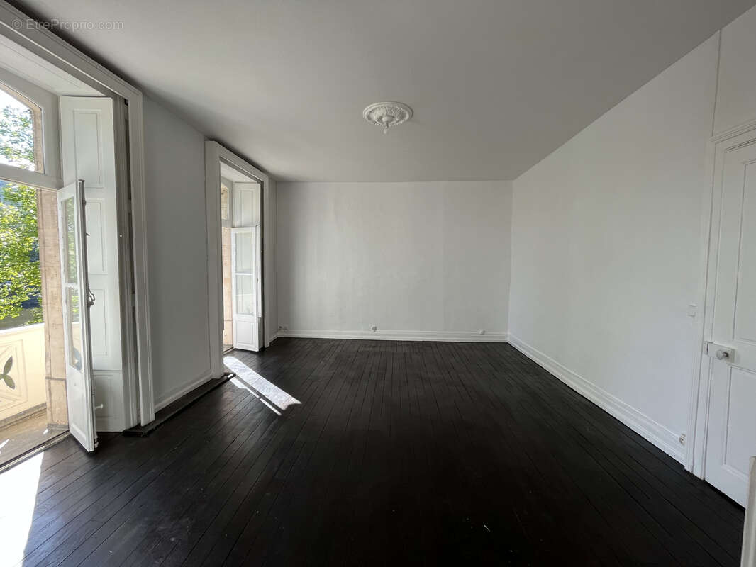 Appartement à LAVAL