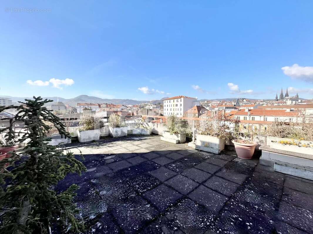 Appartement à CLERMONT-FERRAND