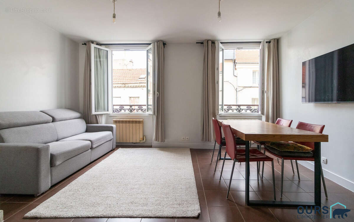 Appartement à STAINS